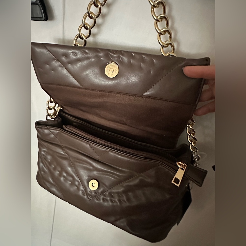 NWT Crossi Quilted Crossbody